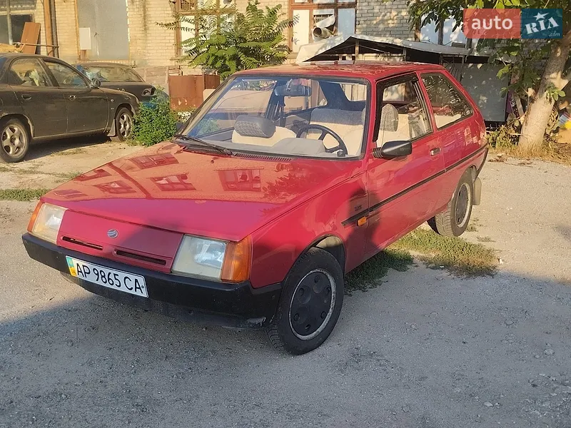 ЗАЗ 1102 Таврія-Нова