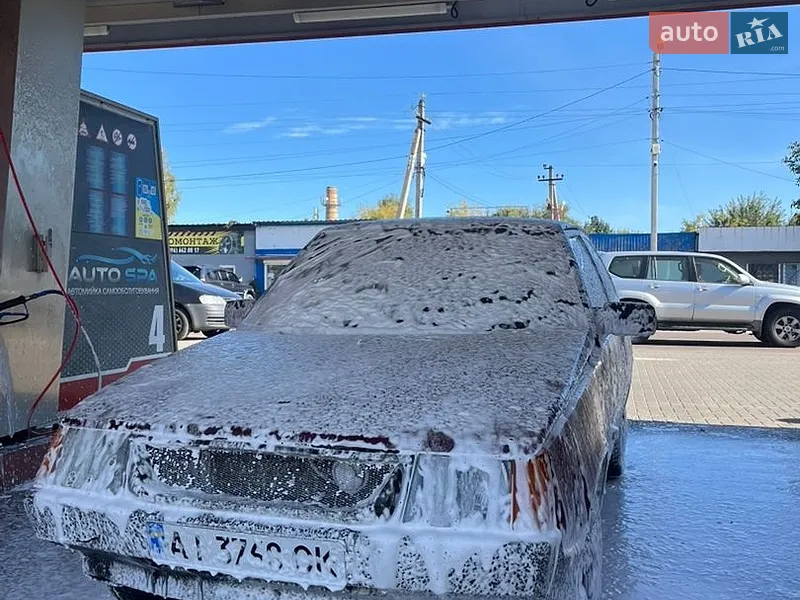ЗАЗ 1102 Таврія-Нова
