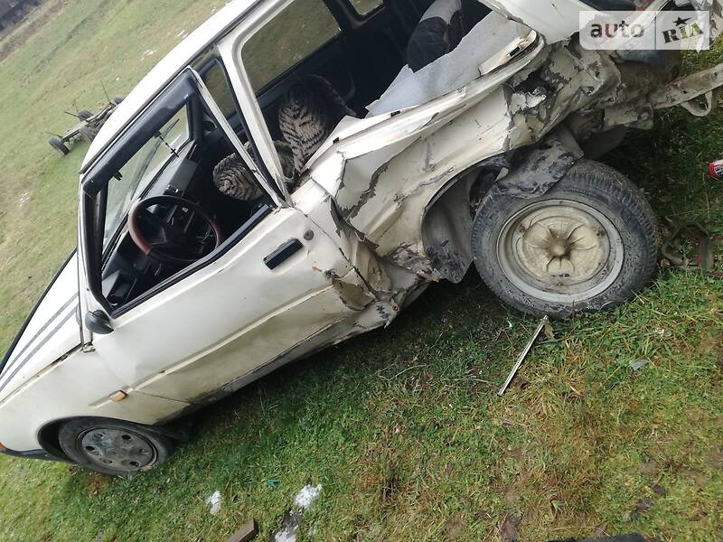 Хетчбек ЗАЗ 1102 Таврія 1993 в Сколе