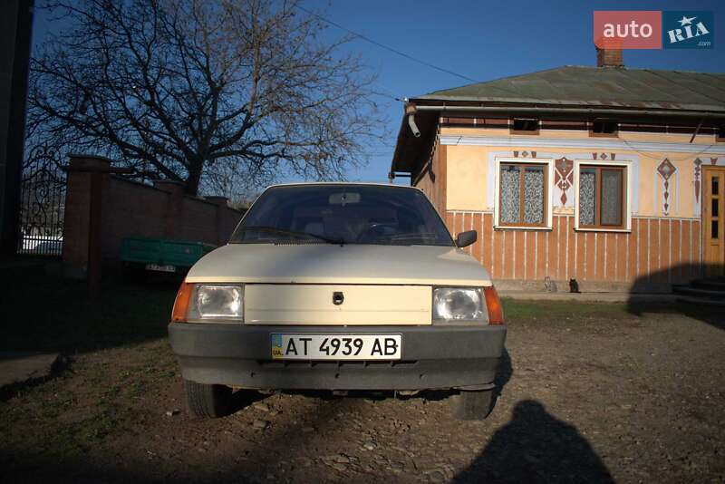 Купе ЗАЗ 1102 Таврія 1989 в Снятині