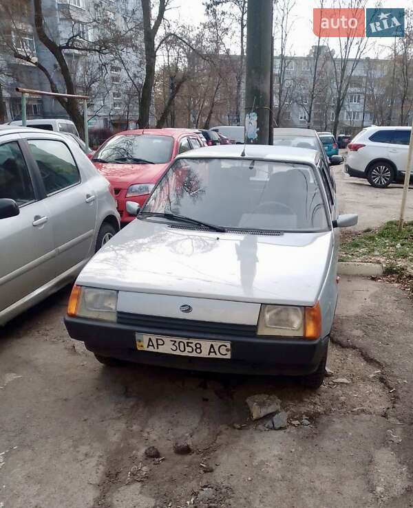 Хетчбек ЗАЗ 1102 Таврія 2004 в Запоріжжі