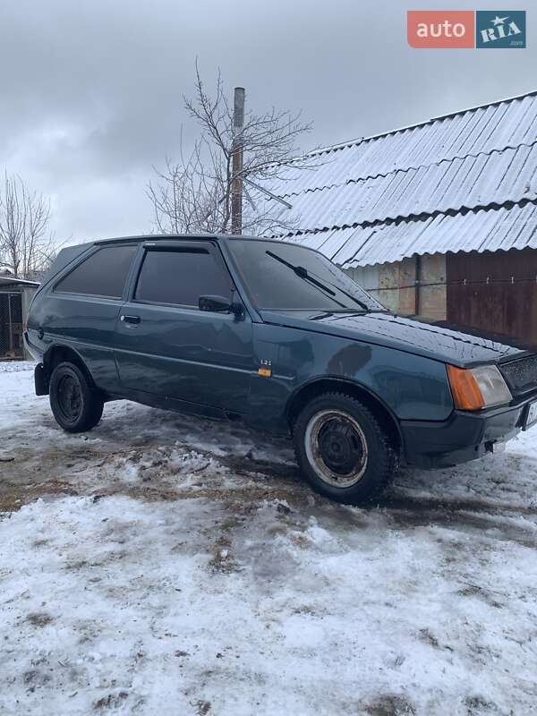 Хетчбек ЗАЗ 1102 Таврія 2004 в Лубнах