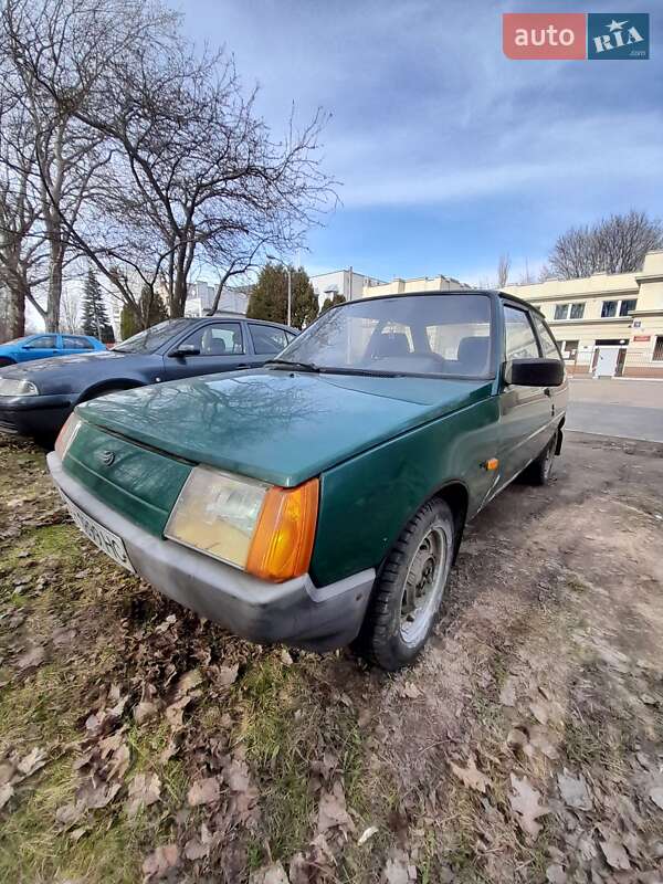 Хэтчбек ЗАЗ 1102 Таврия 2006 в 