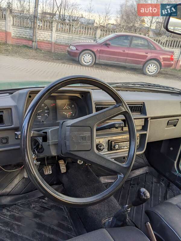 Хэтчбек ЗАЗ 1102 Таврия 2002 в Ивано-Франковске