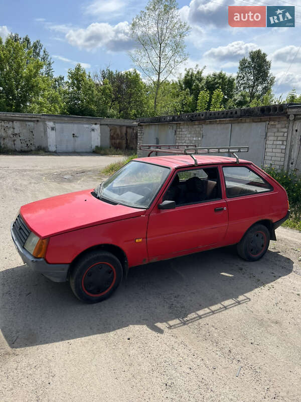 Хетчбек ЗАЗ 1102 Таврія 1998 в Кременчуці