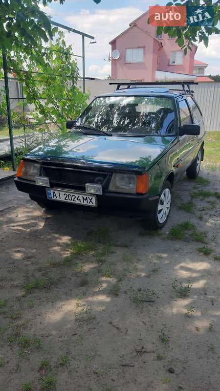 Хэтчбек ЗАЗ 1102 Таврия 2003 в Киеве фото 4 Хэтчбек ЗАЗ 1102 Таврия 2003 в Киеве