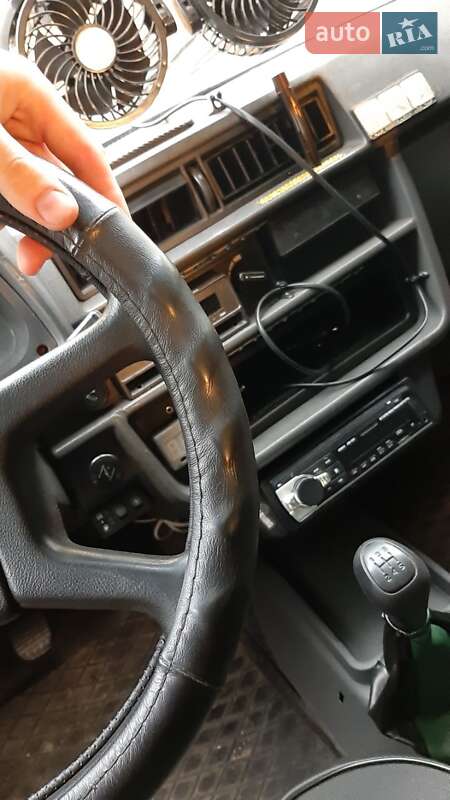 Хэтчбек ЗАЗ 1102 Таврия 2003 в Киеве фото 15 Хэтчбек ЗАЗ 1102 Таврия 2003 в Киеве