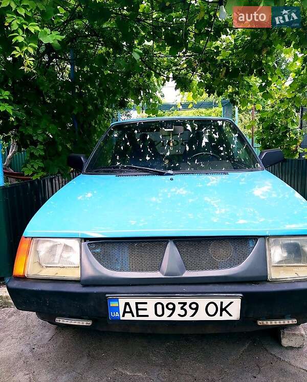 Хетчбек ЗАЗ 1102 Таврія 1991 в Софіївці