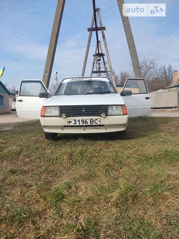 AUTO.RIA – Продам ZAZ 1102 Таврия 1992 бензин 1.1 хэтчбек бу в ...