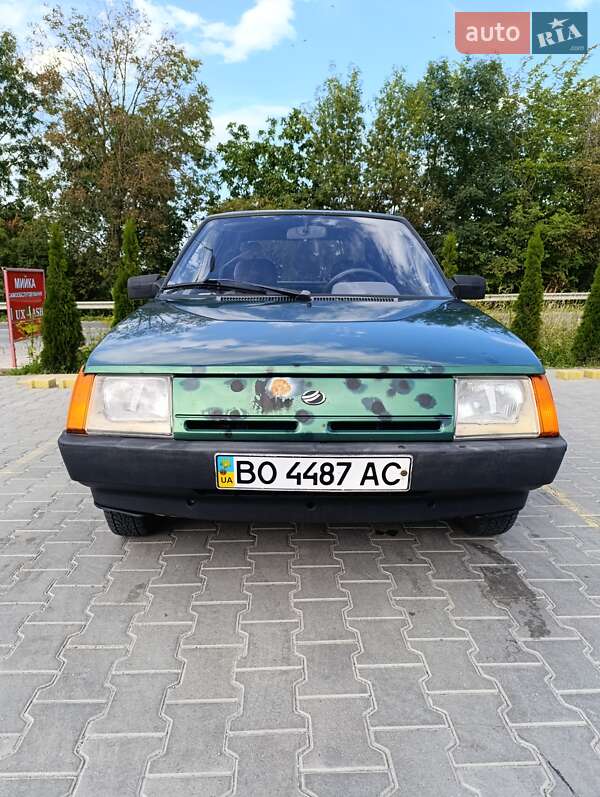 Хэтчбек ЗАЗ 1102 Таврия 2004 в Тернополе