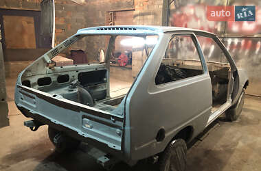 Хэтчбек ЗАЗ 1102 Таврия 1992 в 