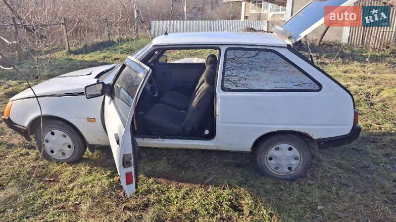 Хетчбек ЗАЗ 1102 Таврія 1992 в Мурованих Курилівцях