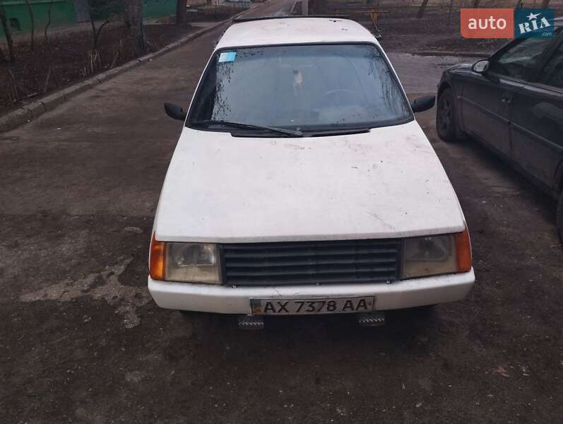 Хетчбек ЗАЗ 1102 Таврія 1993 в Харкові