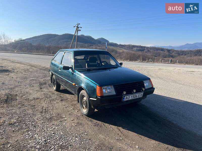 Хэтчбек ЗАЗ 1102 Таврия 1998 в Нижних Воротах