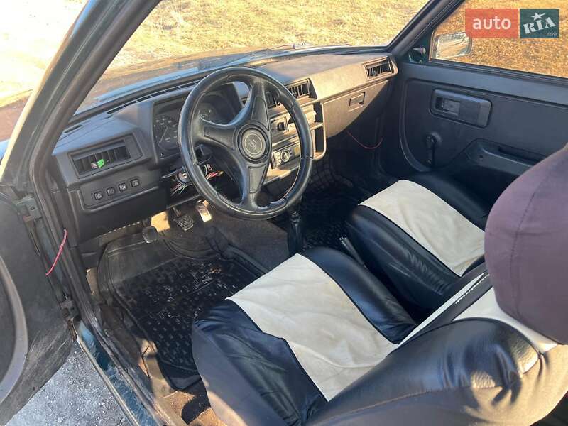 Хэтчбек ЗАЗ 1102 Таврия 1998 в Нижних Воротах