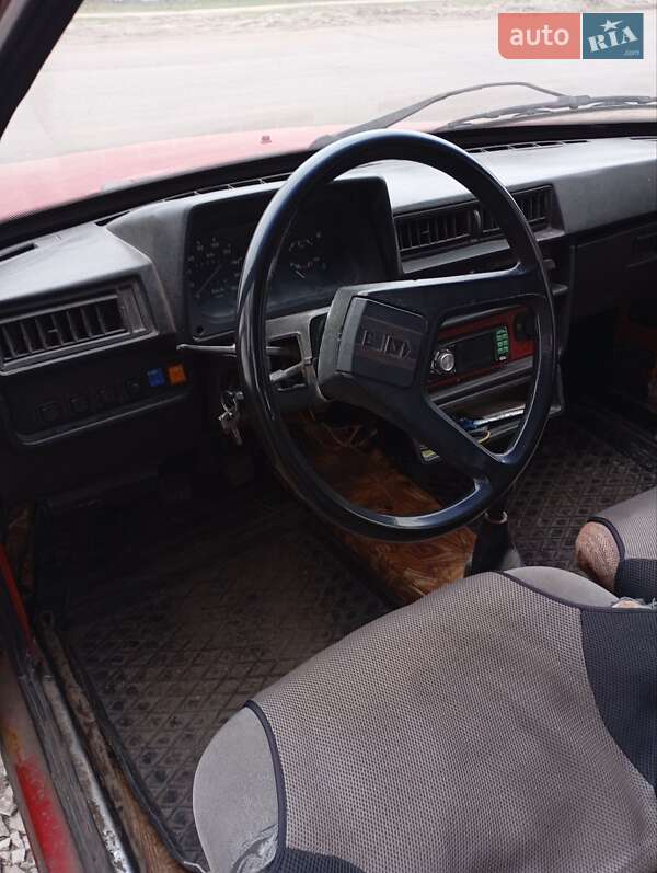 Хетчбек ЗАЗ 1102 Таврія 1993 в Дергачах фото 2 Хетчбек ЗАЗ 1102 Таврія 1993 в Дергачах