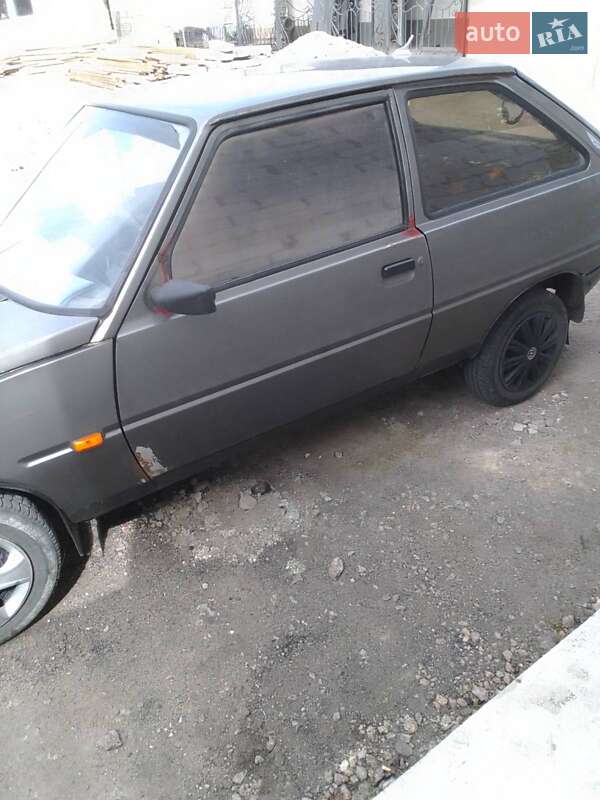 Хэтчбек ЗАЗ 1102 Таврия 1994 в Вознесенске фото 3 Хэтчбек ЗАЗ 1102 Таврия 1994 в Вознесенске