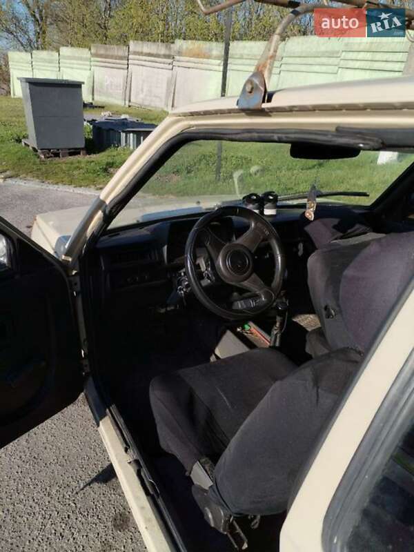 Хетчбек ЗАЗ 1102 Таврія 1993 в Кам'янському