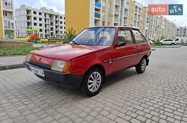 Хэтчбек ЗАЗ 1102 Таврия 1993 в Одессе