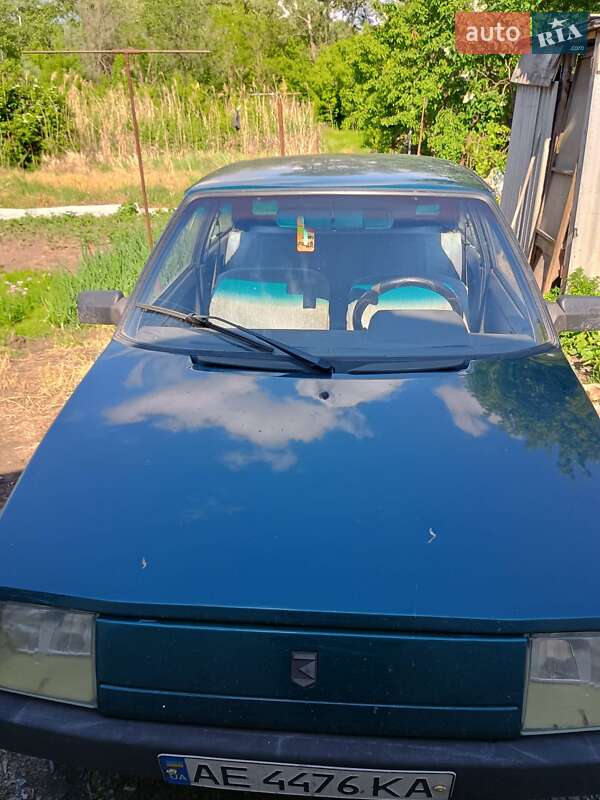 Хэтчбек ЗАЗ 1102 Таврия 1997 в 