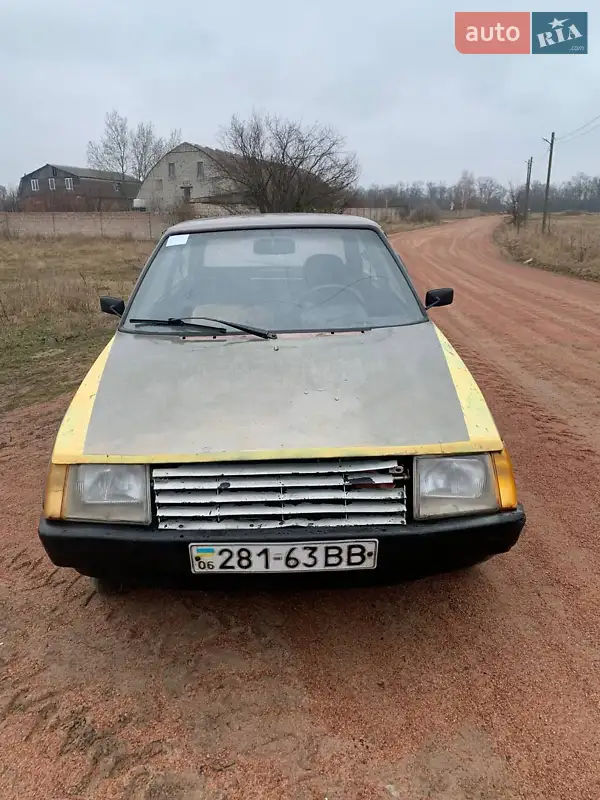 ЗАЗ 1102 Таврія