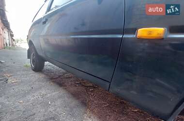 Хэтчбек ЗАЗ 1102 Таврия 2005 в 