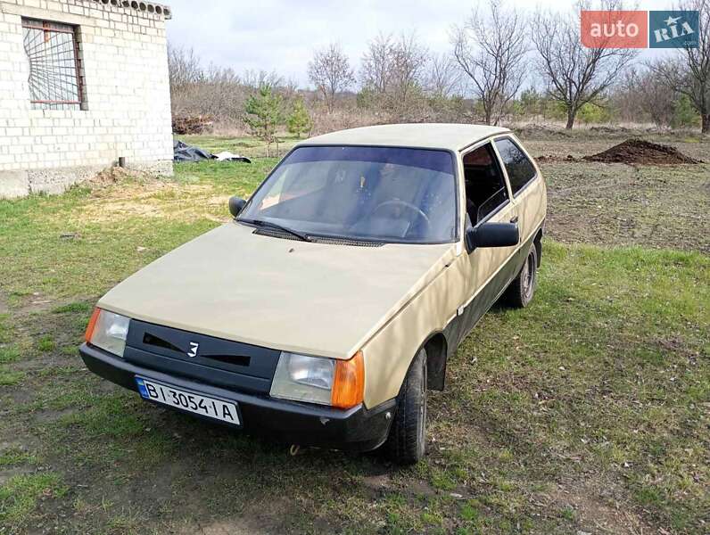 Хетчбек ЗАЗ 1102 Таврія 1993 в Світловодську