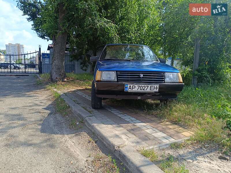 Хэтчбек ЗАЗ 1102 Таврия 1995 в Киеве