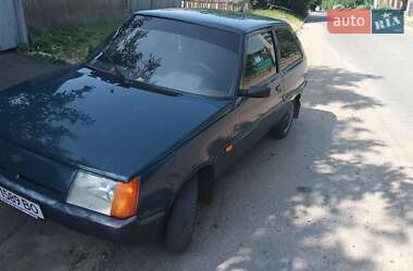 Хэтчбек ЗАЗ 1102 Таврия 2005 в 