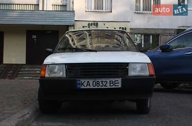 Хэтчбек ЗАЗ 1102 Таврия 2003 в 