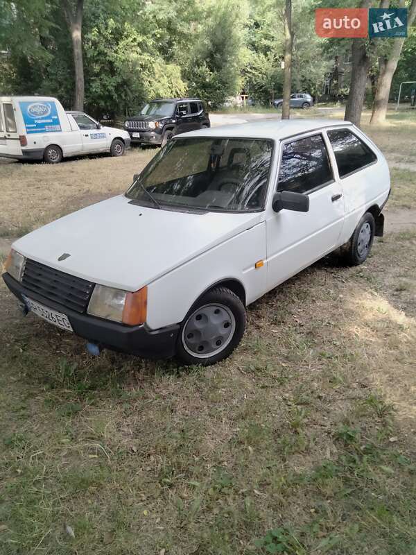 Хэтчбек ЗАЗ 1102 Таврия 1991 в Запорожье