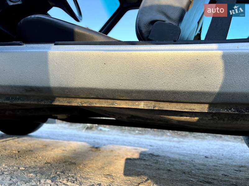 Хетчбек ЗАЗ 1102 Таврія 1997 в Запоріжжі фото 4 Хетчбек ЗАЗ 1102 Таврія 1997 в Запоріжжі