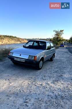 Хэтчбек ЗАЗ 1102 Таврия 1997 в 