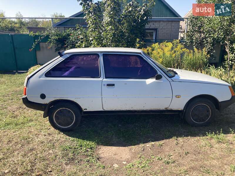 Хэтчбек ЗАЗ 1102 Таврия 1993 в Дружковке