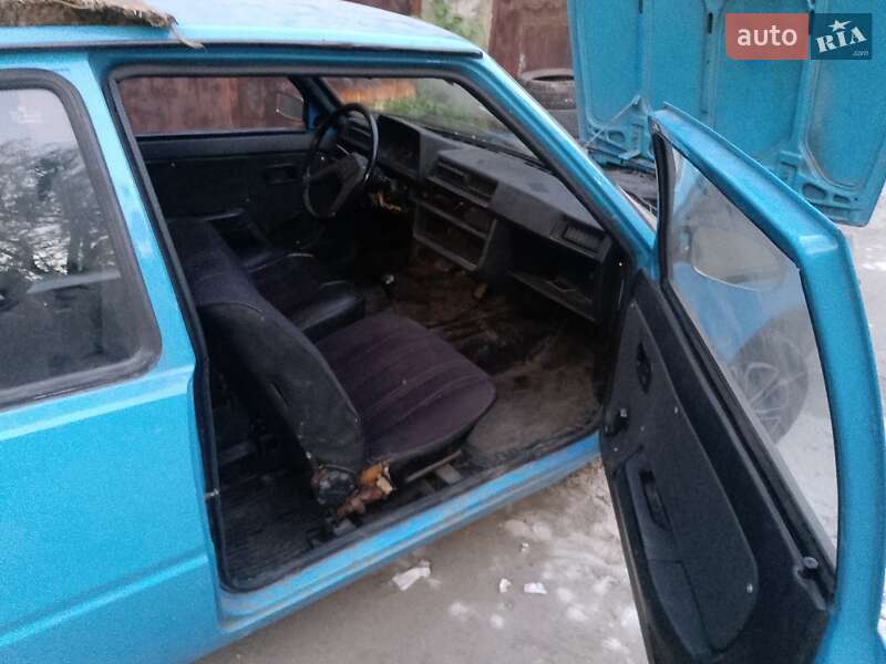 Хэтчбек ЗАЗ 1102 Таврия 1990 в Каменском