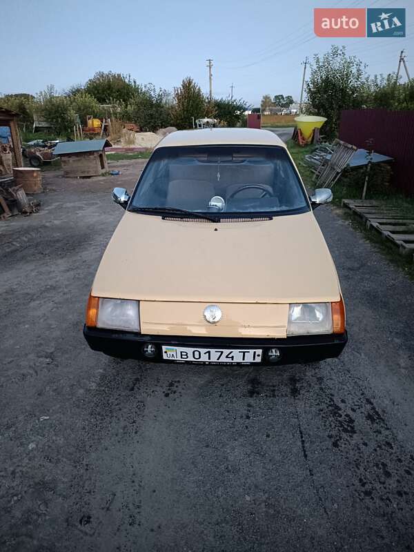 Хэтчбек ЗАЗ 1102 Таврия 1995 в 