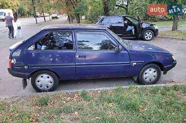 Хэтчбек ЗАЗ 1102 Таврия 2003 в 