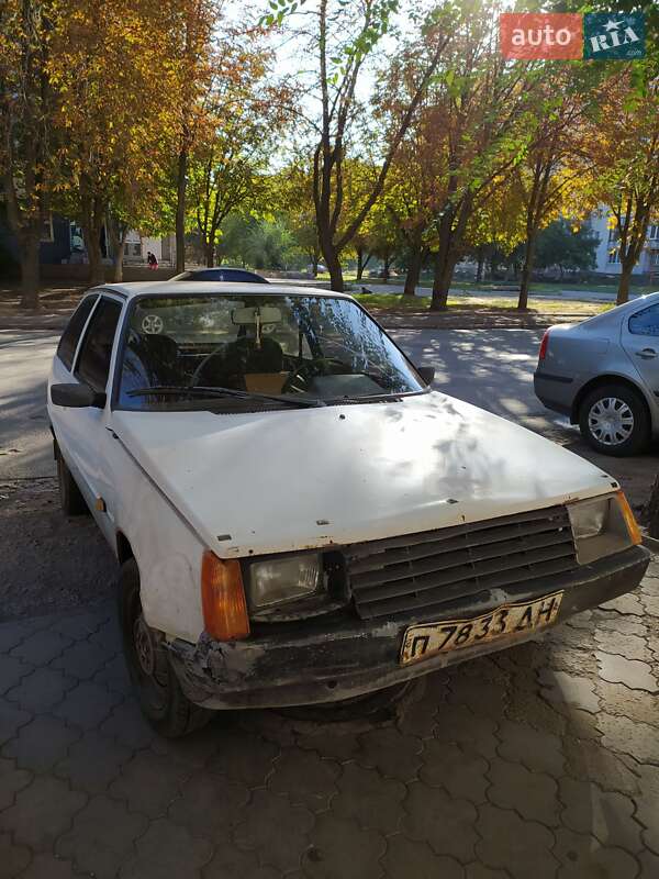 Хэтчбек ЗАЗ 1102 Таврия 1992 в Кривом Роге