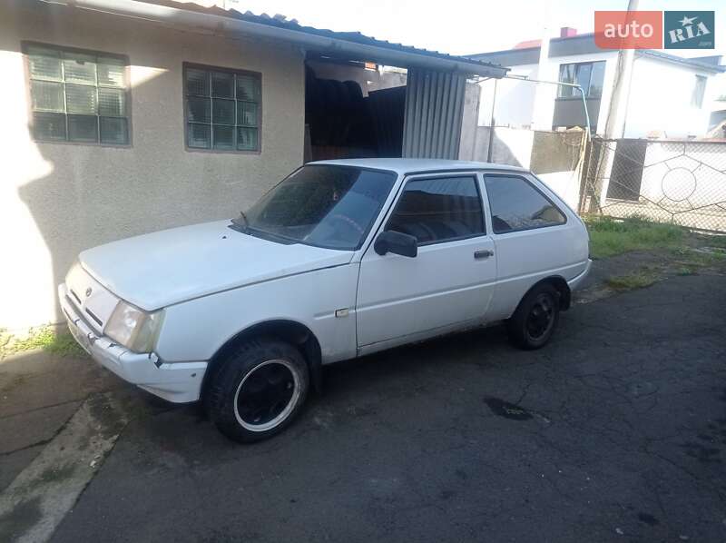 Хэтчбек ЗАЗ 1102 Таврия 1992 в Львове