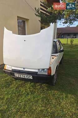 Хэтчбек ЗАЗ 1102 Таврия 1993 в Долине
