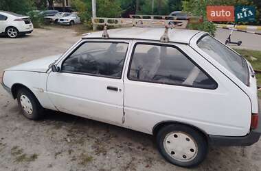 Хэтчбек ЗАЗ 1102 Таврия 1993 в Ирпене