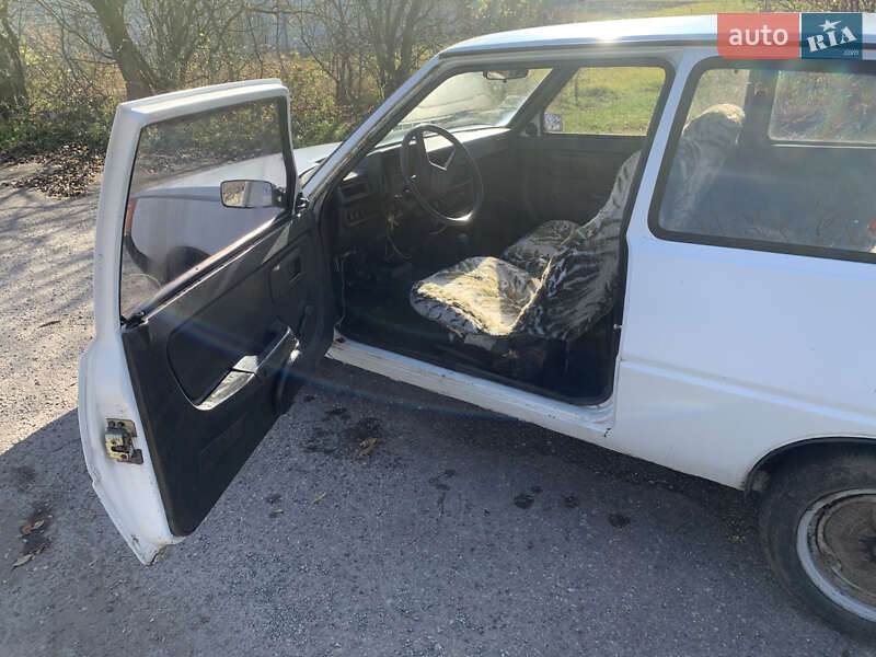 Хэтчбек ЗАЗ 1102 Таврия 1995 в Тетиеве фото 3 Хэтчбек ЗАЗ 1102 Таврия 1995 в Тетиеве