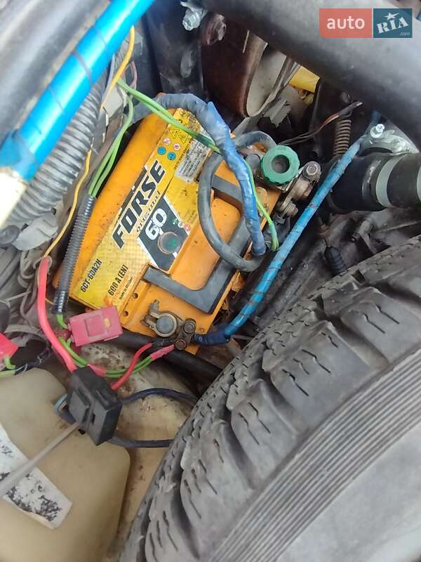 Хэтчбек ЗАЗ 1102 Таврия 1993 в Черновцах