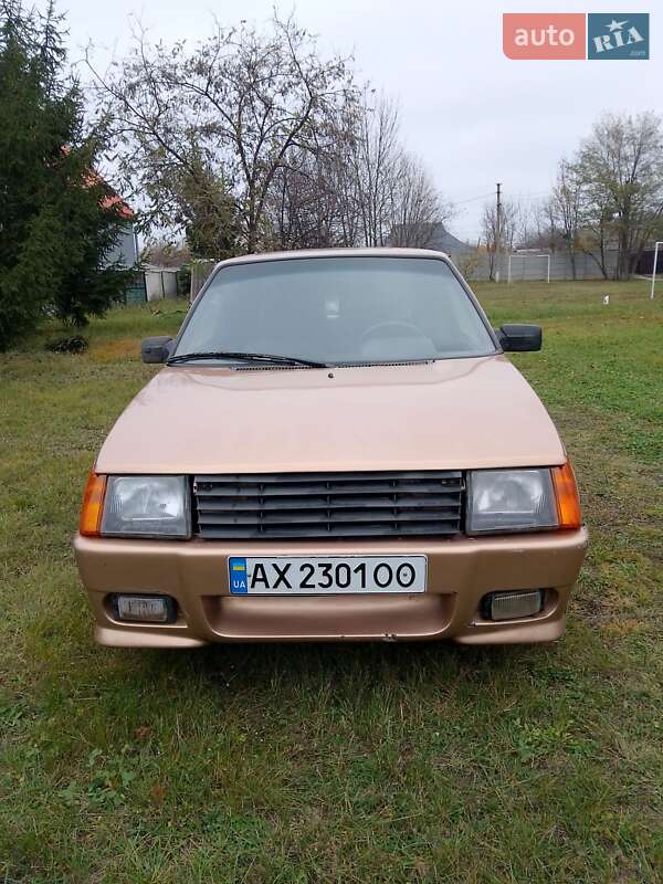 ЗАЗ 1102 Таврия 1993