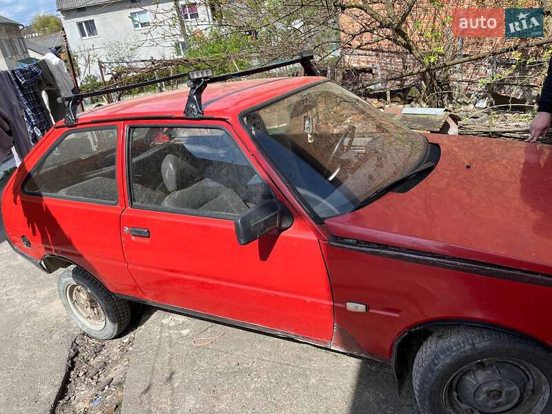 Хэтчбек ЗАЗ 1102 Таврия 1997 в Бобрке фото 6 Хэтчбек ЗАЗ 1102 Таврия 1997 в Бобрке