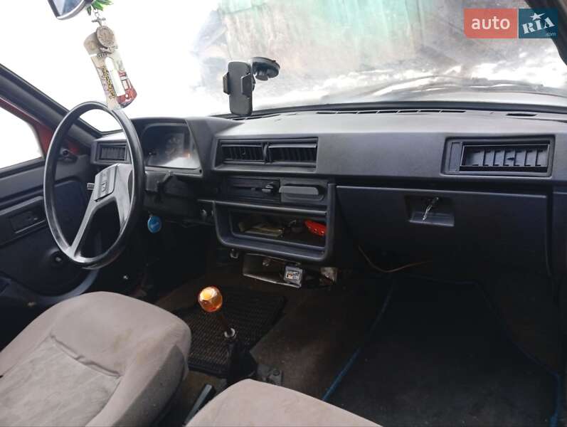 Хэтчбек ЗАЗ 1102 Таврия 1995 в Бобрке