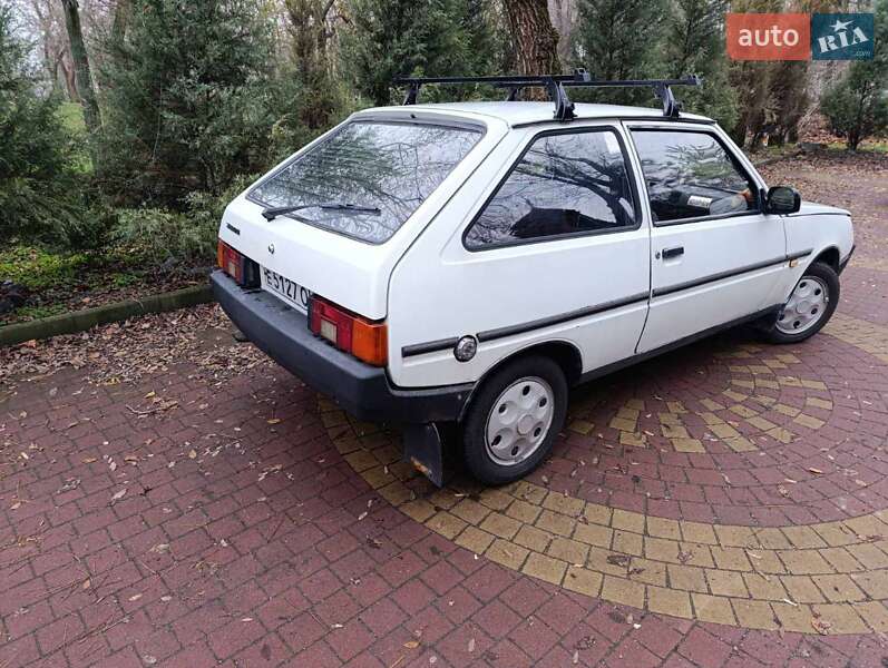 Хетчбек ЗАЗ 1102 Таврія 1991 в Запоріжжі фото 8 Хетчбек ЗАЗ 1102 Таврія 1991 в Запоріжжі