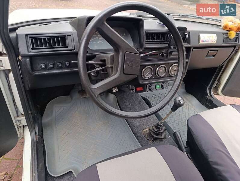 Хетчбек ЗАЗ 1102 Таврія 1991 в Запоріжжі фото 13 Хетчбек ЗАЗ 1102 Таврія 1991 в Запоріжжі