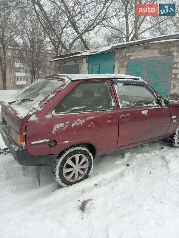 Хетчбек ЗАЗ 1102 Таврія 1997 в Кам'янському