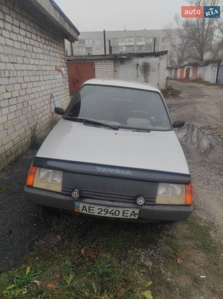 Хэтчбек ЗАЗ 1102 Таврия 1997 в Светловодске